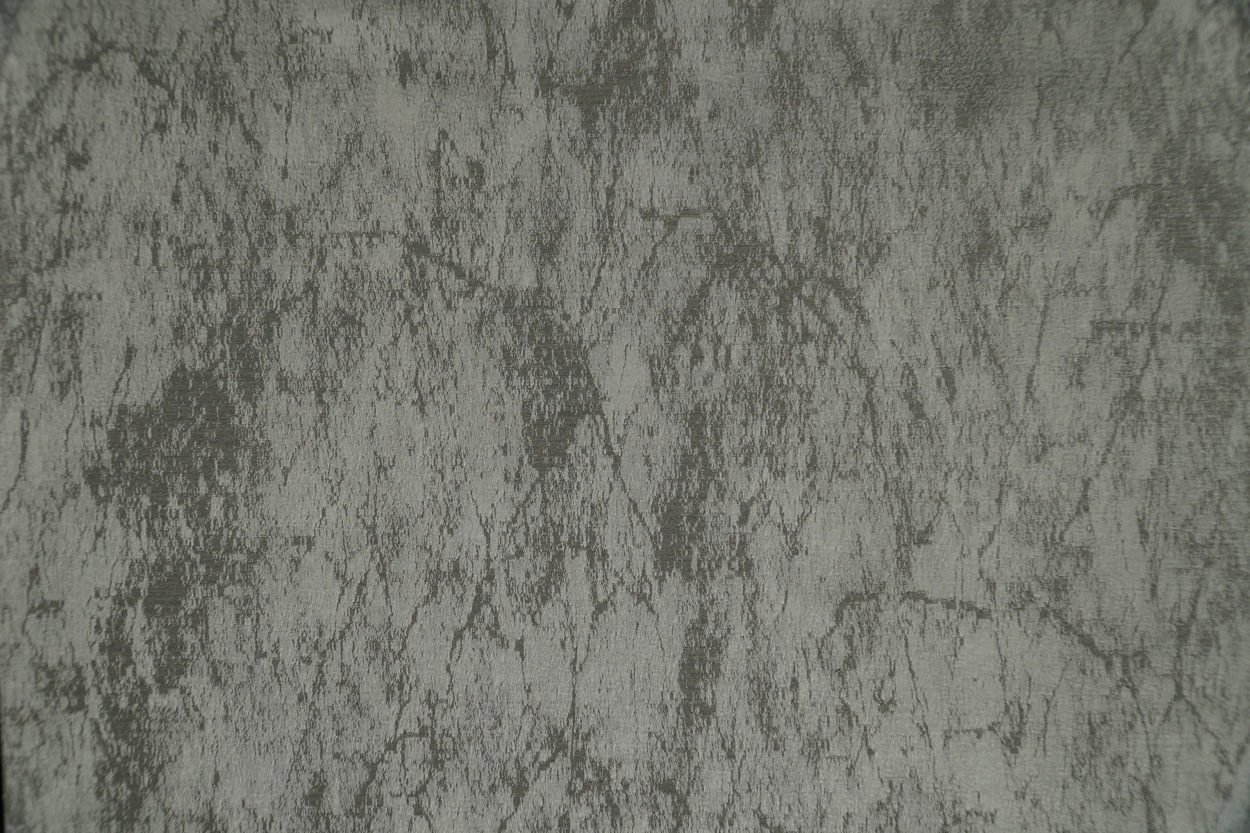 Luis FLOOR-1103